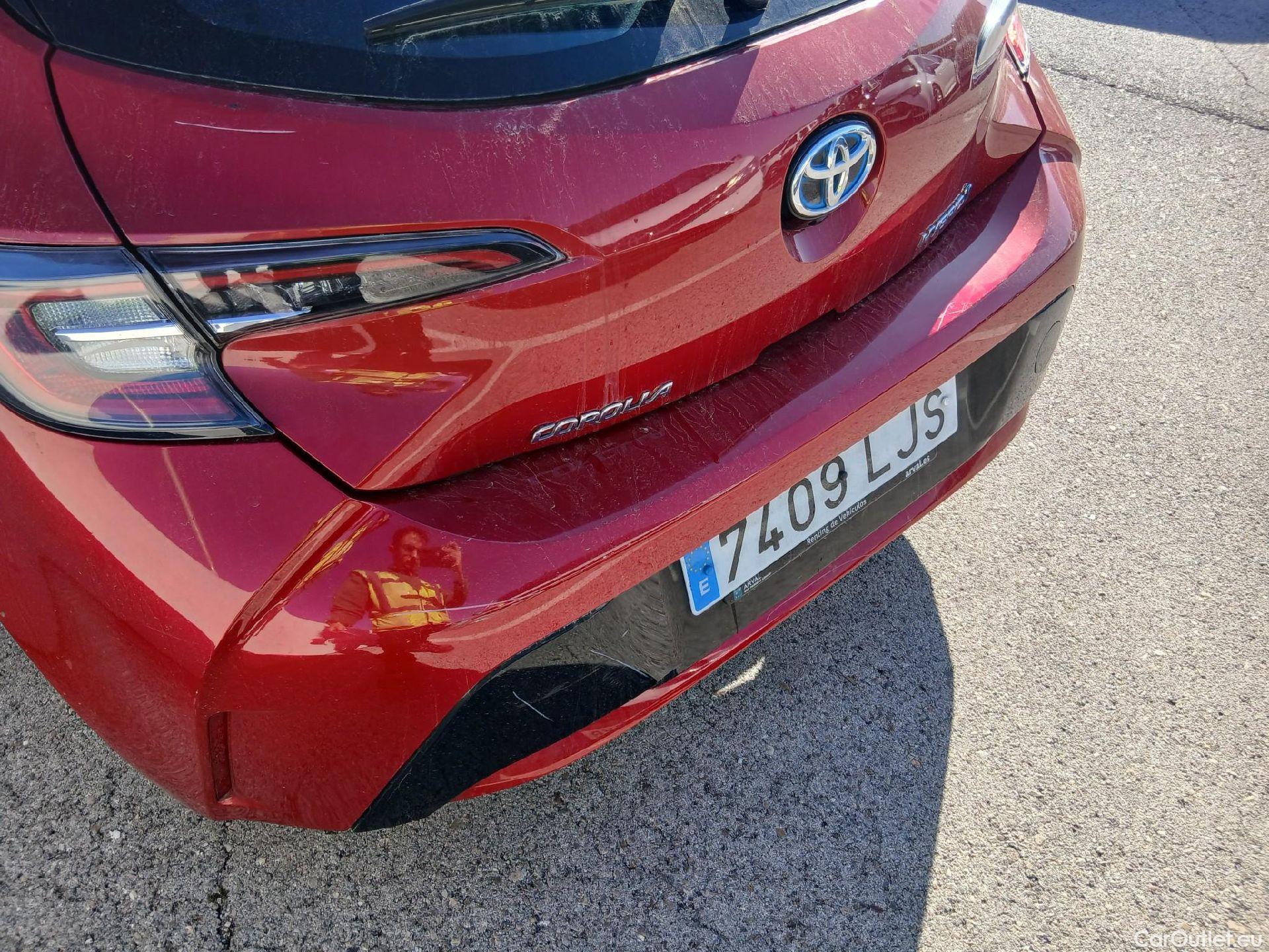  Toyota  Corolla TOYOTA  / 2019 / 5P / berlina con portón 1.8 125H BUSINESS PLUS E-CVT #33