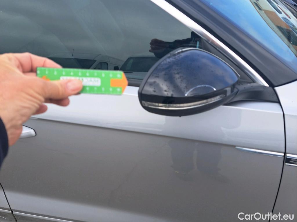  Volkswagen  T-ROC VOLKSWAGEN  / 2021 / 5P / todoterreno R-Line 1.5 TSI 110kW (150CV) DSG #31