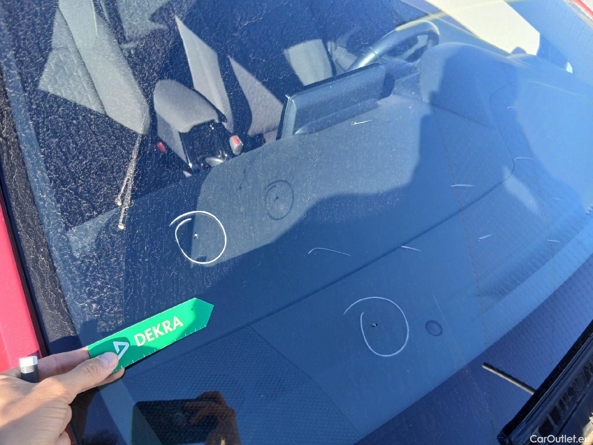  Toyota  Corolla TOYOTA  / 2019 / 5P / berlina con portón 1.8 125H BUSINESS PLUS E-CVT #3