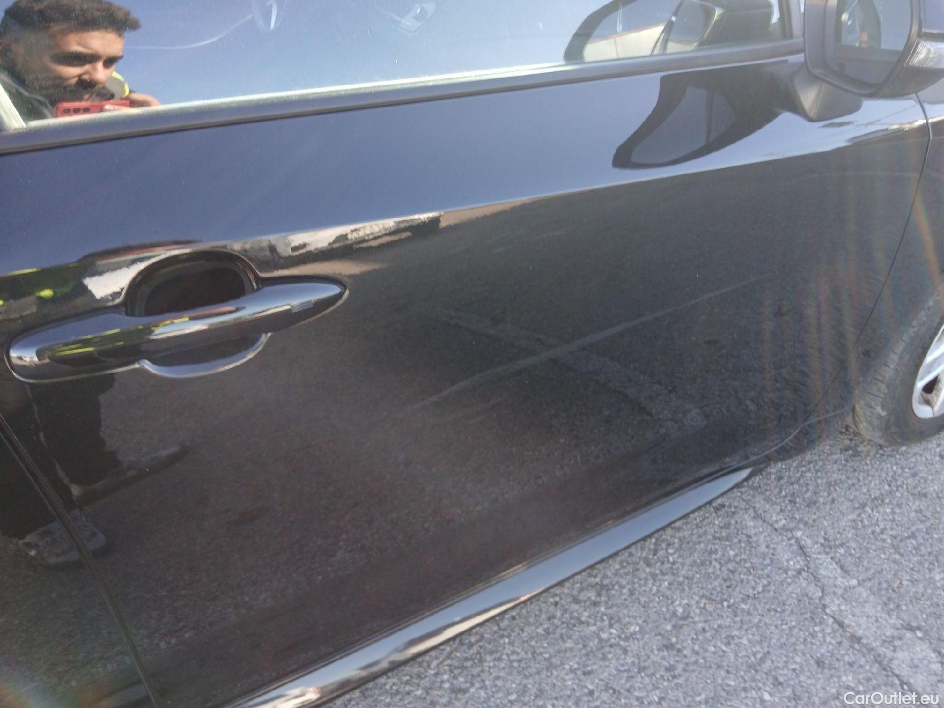  Toyota  Corolla TOYOTA  1.8 125H ACTIVE TECH E-CVT #25