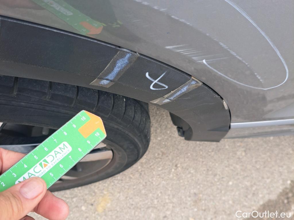  Volkswagen  T-ROC VOLKSWAGEN  / 2021 / 5P / todoterreno R-Line 1.5 TSI 110kW (150CV) DSG #59