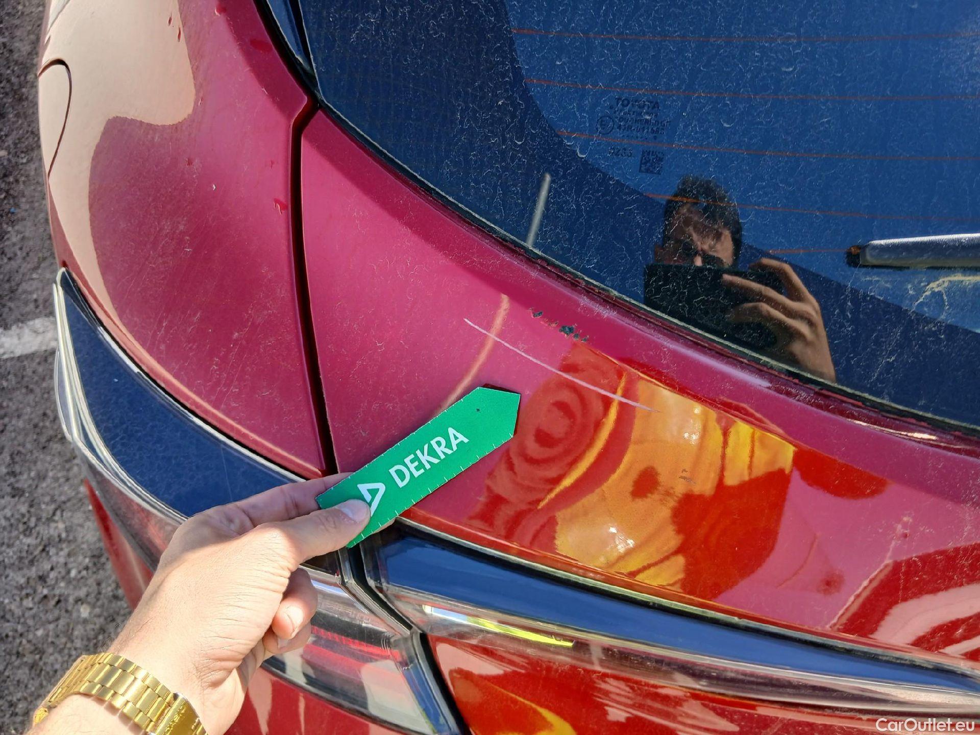  Toyota  Corolla TOYOTA  / 2019 / 5P / berlina con portón 1.8 125H BUSINESS PLUS E-CVT #34