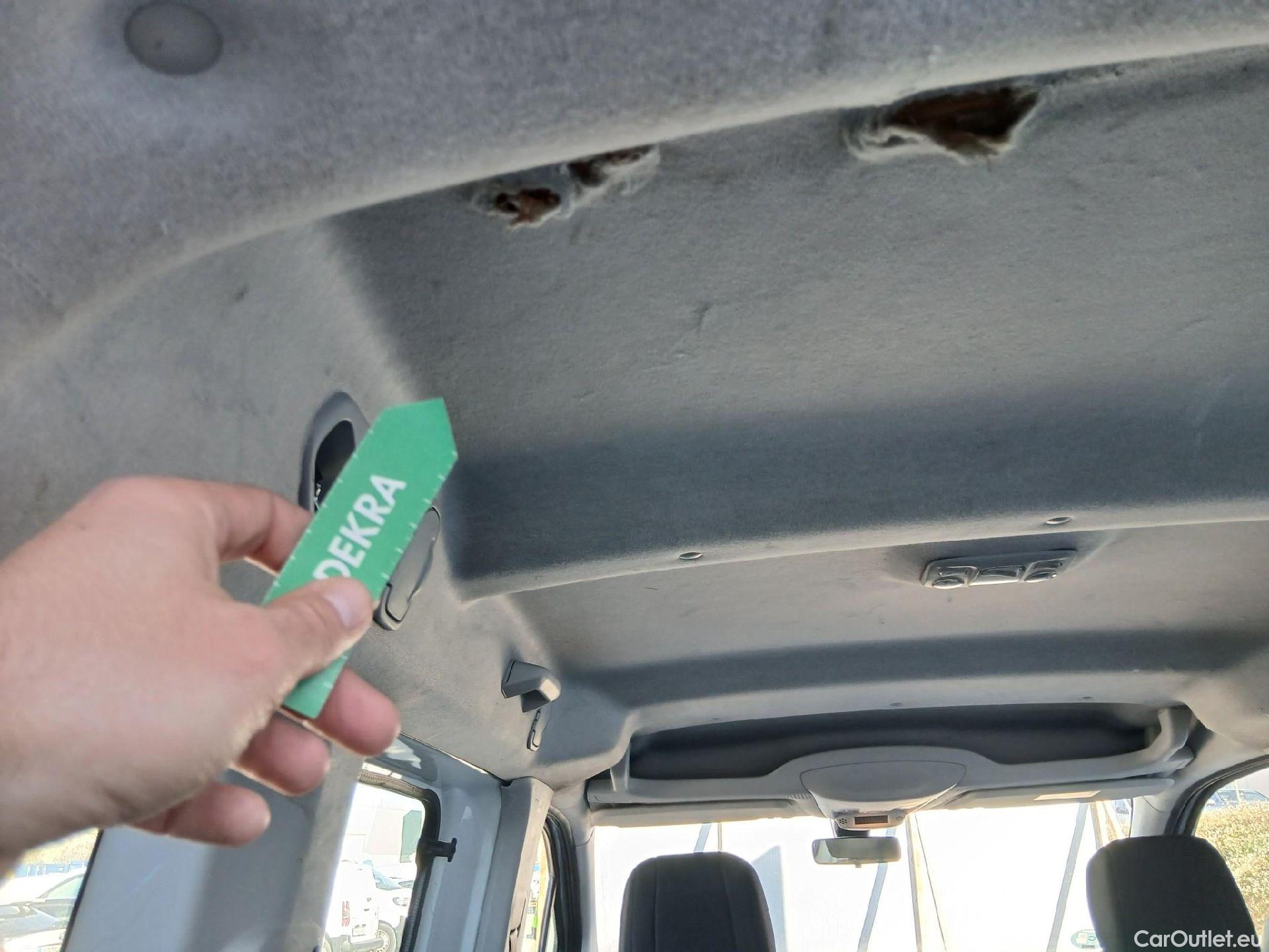  Citroen  Berlingo CITROEN  / 2018 / 4P / combi Talla M BlueHDi 100 LIVE (AC) #41