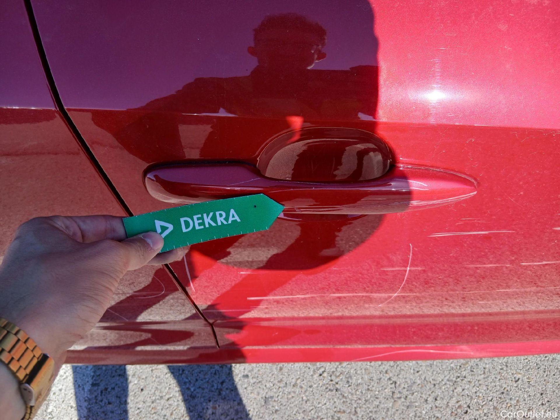  Toyota  Corolla TOYOTA  / 2019 / 5P / berlina con portón 1.8 125H BUSINESS PLUS E-CVT #46