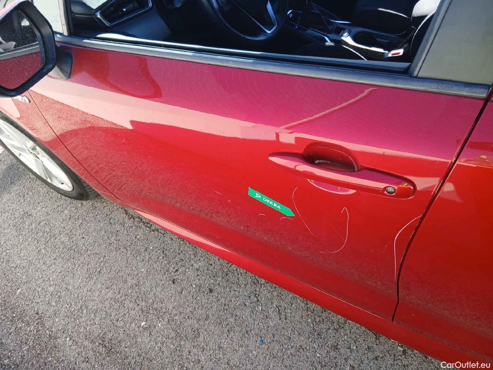  Toyota  Corolla TOYOTA  / 2019 / 5P / berlina con portón 1.8 125H BUSINESS PLUS E-CVT #22