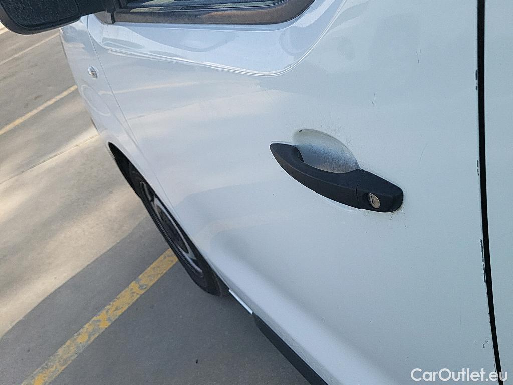  Opel  Vivaro OPEL  / 2019 / 4P / combi 1.5 Diésel 88kW (120CV) L Std Express #25