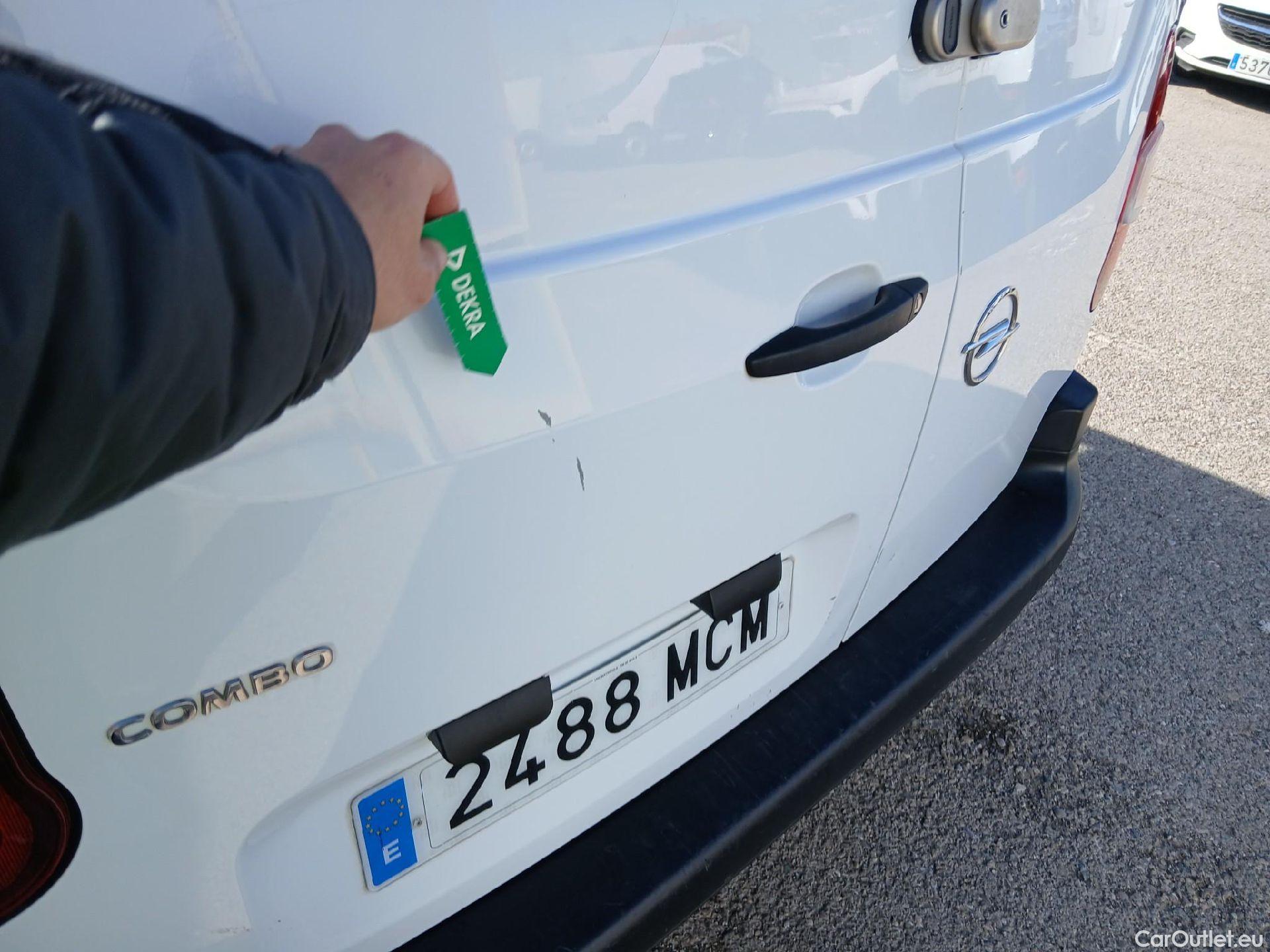  Opel  Combo OPEL  / 2018 / 3P / furgón derivado de turismo 1.5 TD 75kW (100CV) Express L H1 650kg #18