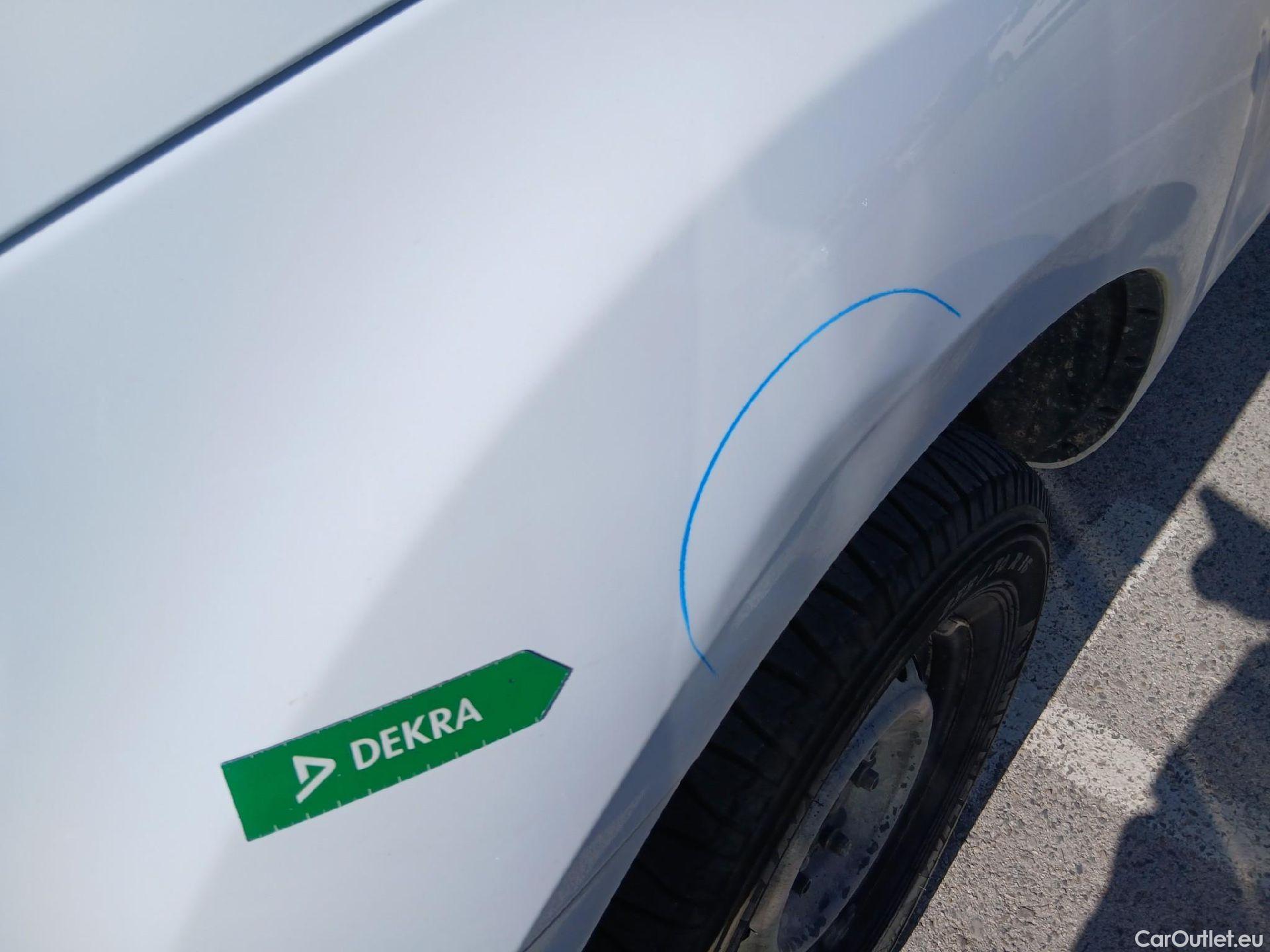  Ford  Ranger FORD  VU 4p 6G pickup 2.2 TDCi 118kW 4x4 Doble Cab. XL S/S #14