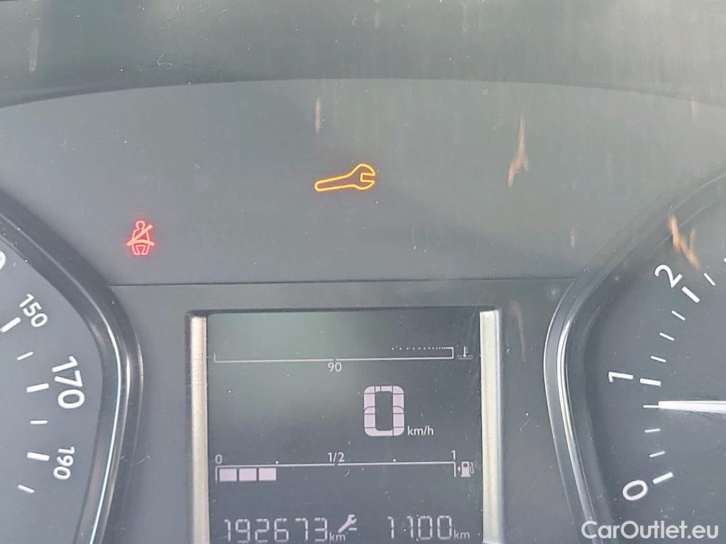  Opel  Vivaro OPEL  / 2019 / 4P / combi 1.5 Diésel 88kW (120CV) L Std Express #40