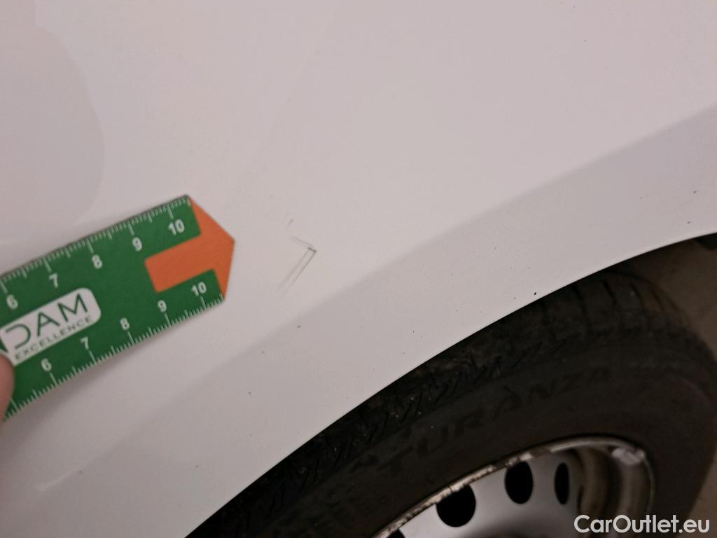  Fiat  Doblo FIAT Doblò Cargo/2015/4P/furgón derivado de turismo Cargo SX 1.3 Mjet 70 kW (95 CV) #10