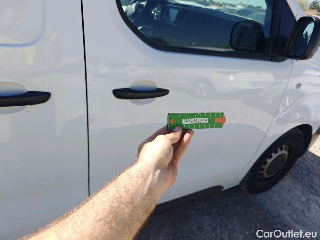  Peugeot  Expert PEUGEOT  / 2016 / 4P / furgón Furgón Premium 1.5 BlueHDi 100 Standard (AC) #39