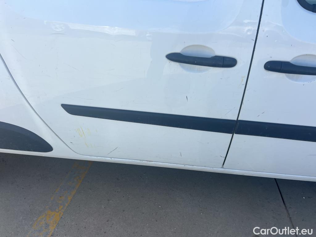  Nissan  NV200 NISSAN NV250 / 2019 / 4P / furgón 2pl 1.5dCi 70 kW (95CV) L2H1 ÓPTIMA #20