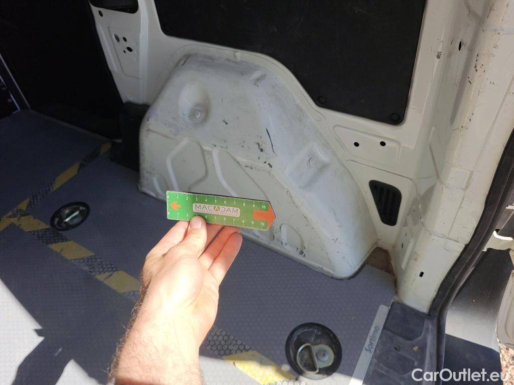  Opel  Combo OPEL  / 2012 / 3P / furgón derivado de turismo Cargo 1.3 CDTI 70kW (95CV) L1 H1 #38