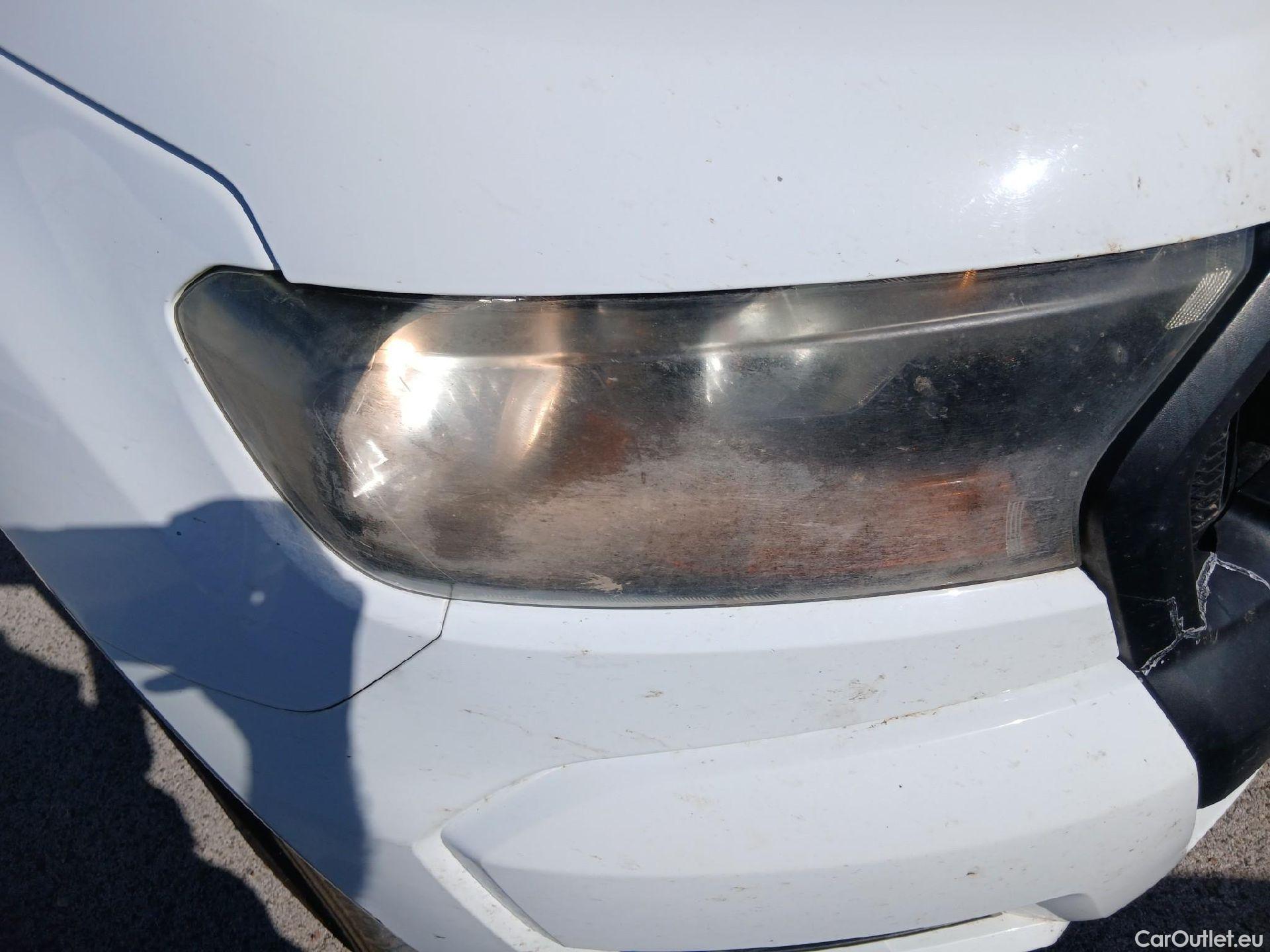  Ford  Ranger FORD  VU 4p 6G pickup 2.2 TDCi 118kW 4x4 Doble Cab. XL S/S #6