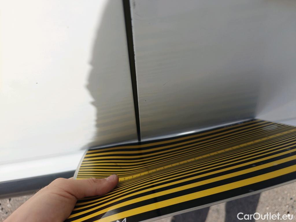  Peugeot  RIFTER PEUGEOT  / 2018 / 5P / monovolumen compacto Active Long BlueHDi 73kW #44