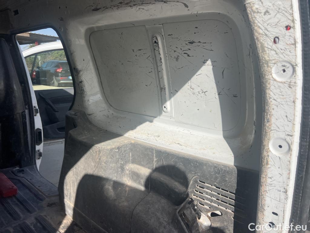  Nissan  NV200 NISSAN NV250 / 2019 / 4P / furgón 2pl 1.5dCi 70 kW (95CV) L2H1 ÓPTIMA #8