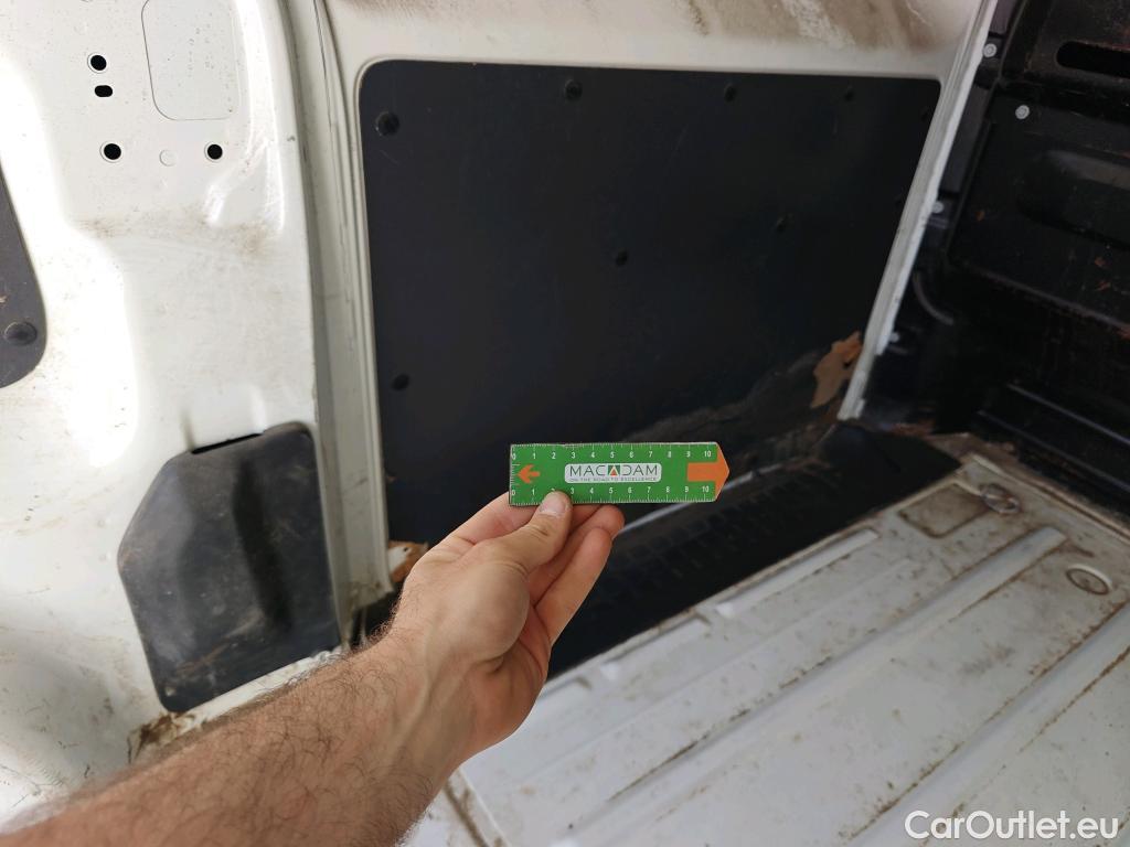  Peugeot  Expert PEUGEOT  / 2016 / 4P / furgón Furgón Premium 1.5 BlueHDi 100 Standard (AC) #58