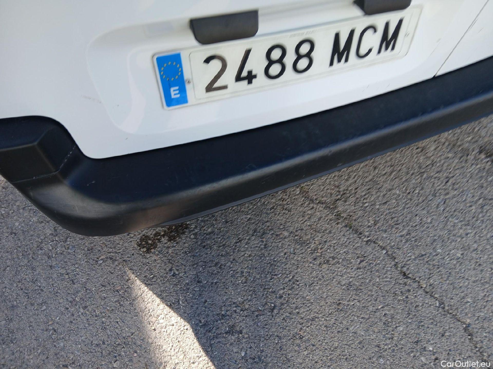  Opel  Combo OPEL  / 2018 / 3P / furgón derivado de turismo 1.5 TD 75kW (100CV) Express L H1 650kg #19