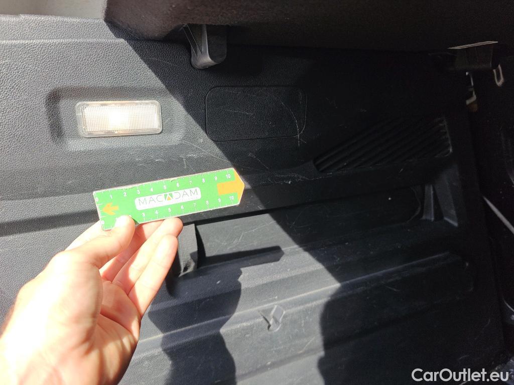  Peugeot  RIFTER PEUGEOT  / 2018 / 5P / monovolumen compacto Active Long BlueHDi 73kW #3