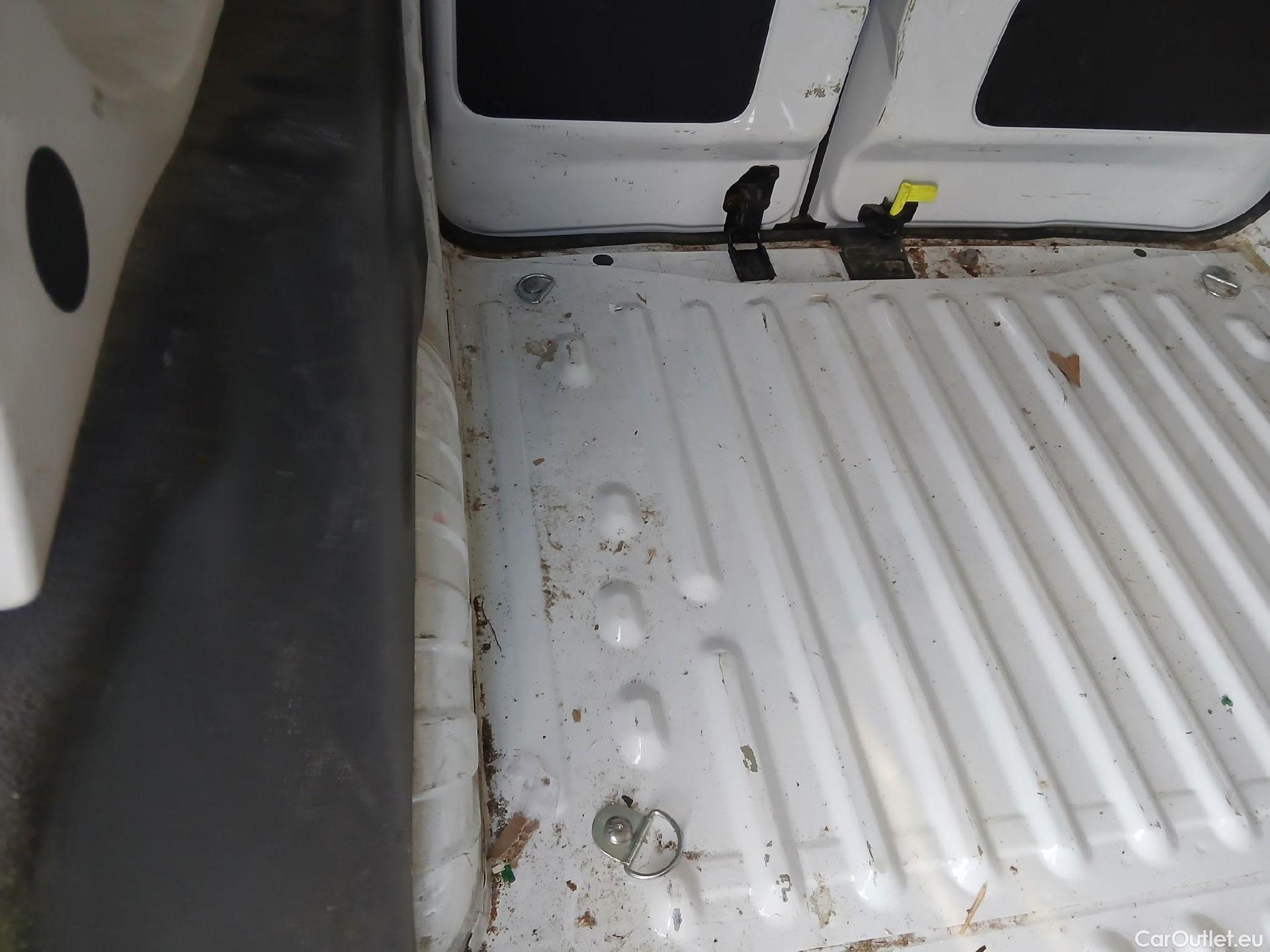  Opel  Combo OPEL  / 2018 / 3P / furgón derivado de turismo 1.5 TD 75kW (100CV) Express L H1 650kg #43