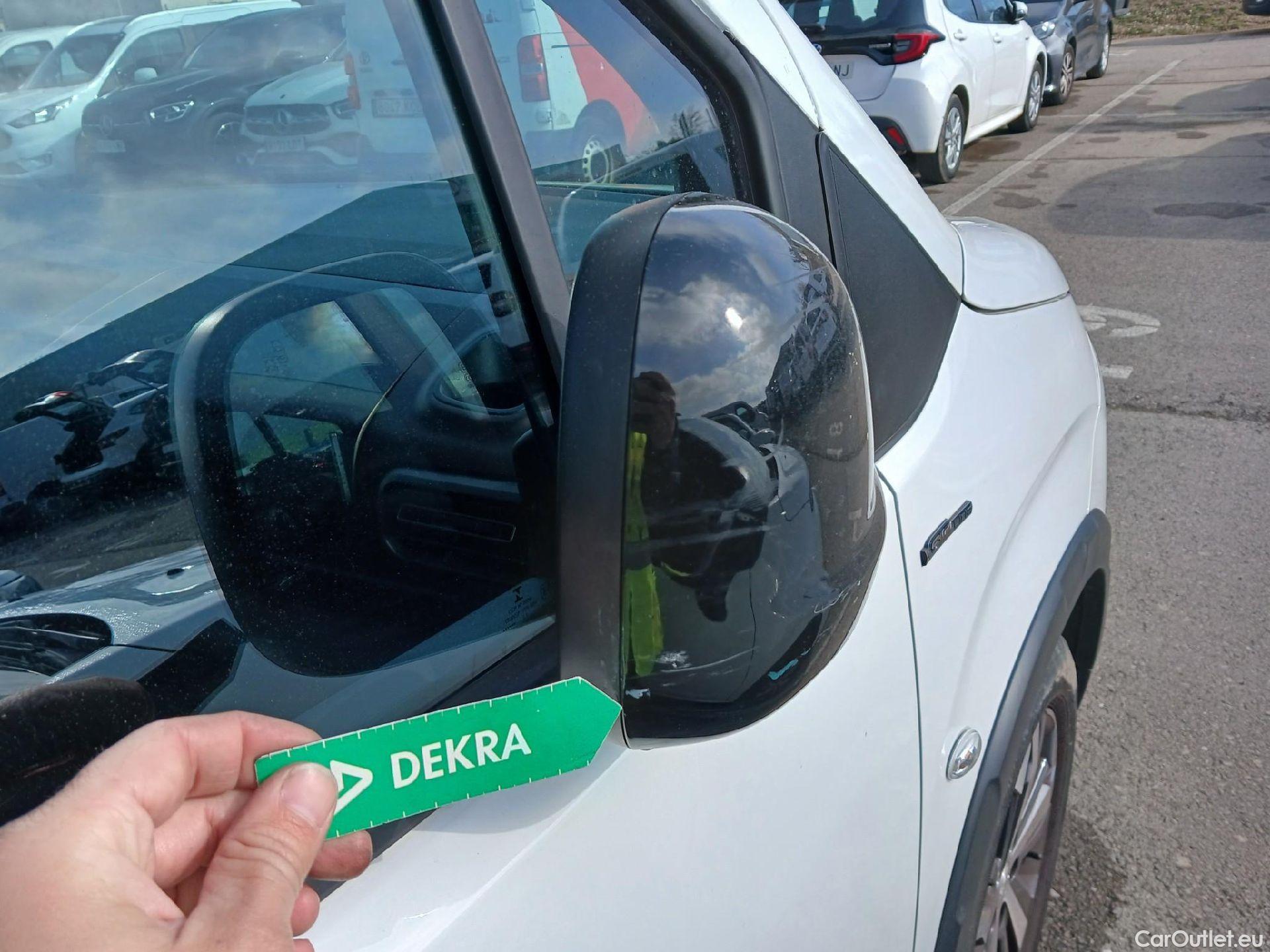  Peugeot  RIFTER PEUGEOT  / 2018 / 5P / monovolumen compacto GT Line Standard BlueHDi 96kW #24