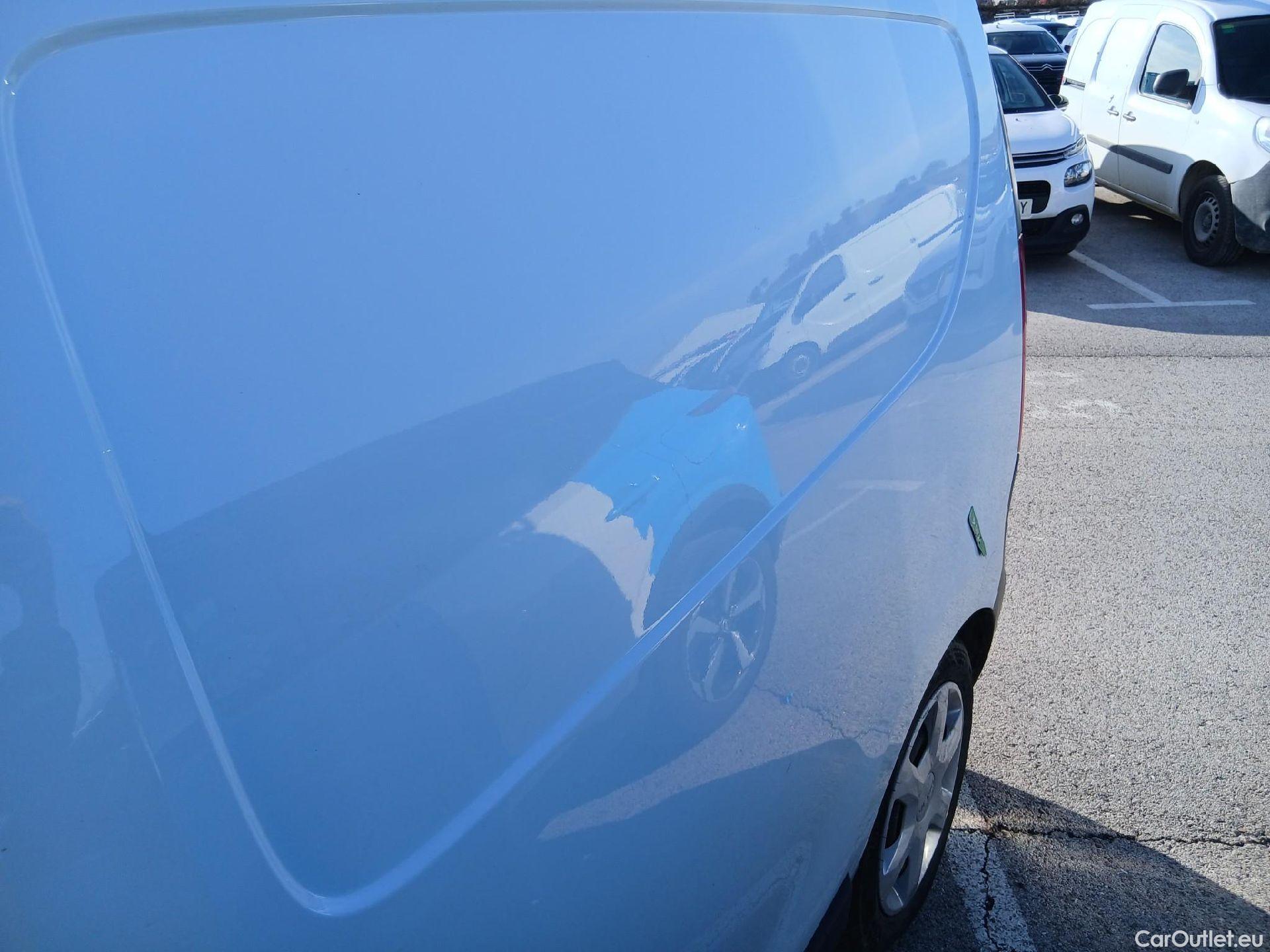  Dacia  Dokker DACIA  VU 4p 1G furgón derivado de Van Ambiance dCi 66kW (90CV) EU6 #19