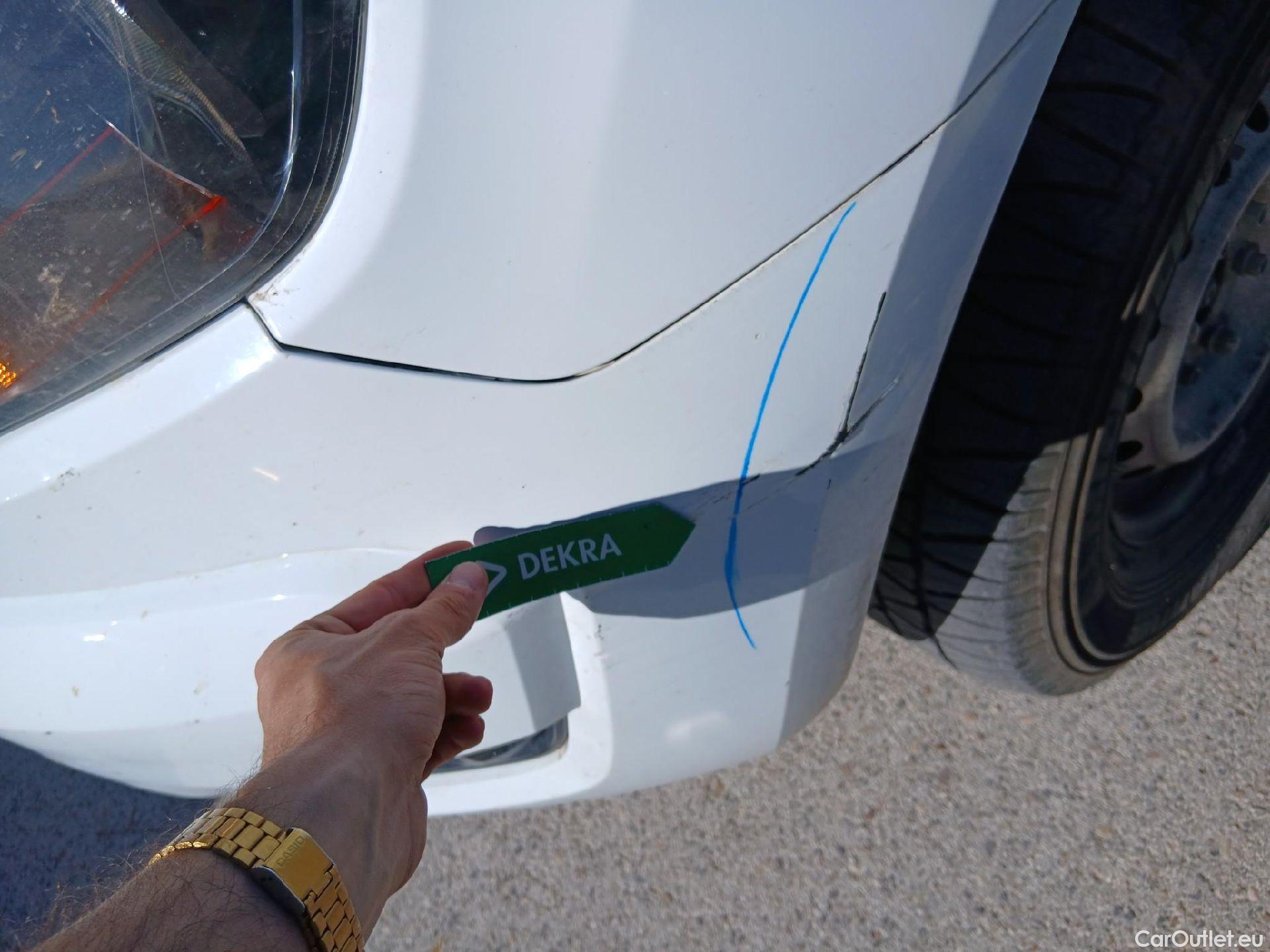  Ford  Ranger FORD  VU 4p 6G pickup 2.2 TDCi 118kW 4x4 Doble Cab. XL S/S #8