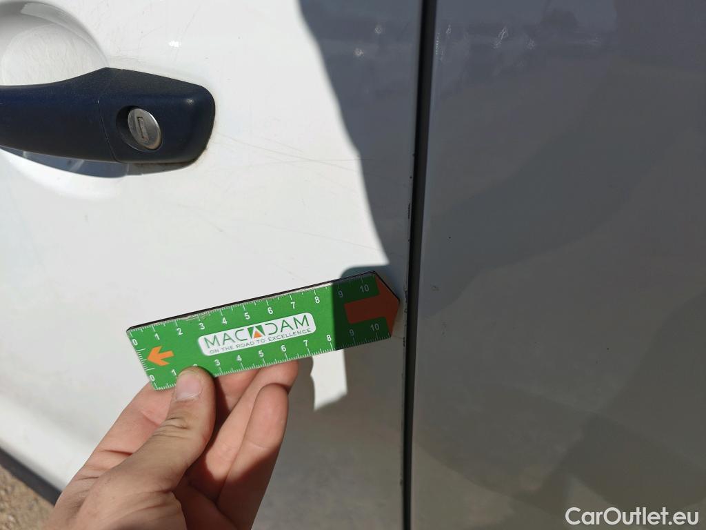  Peugeot  Expert PEUGEOT  / 2016 / 4P / furgón Furgón Premium 1.5 BlueHDi 100 Standard (AC) #37