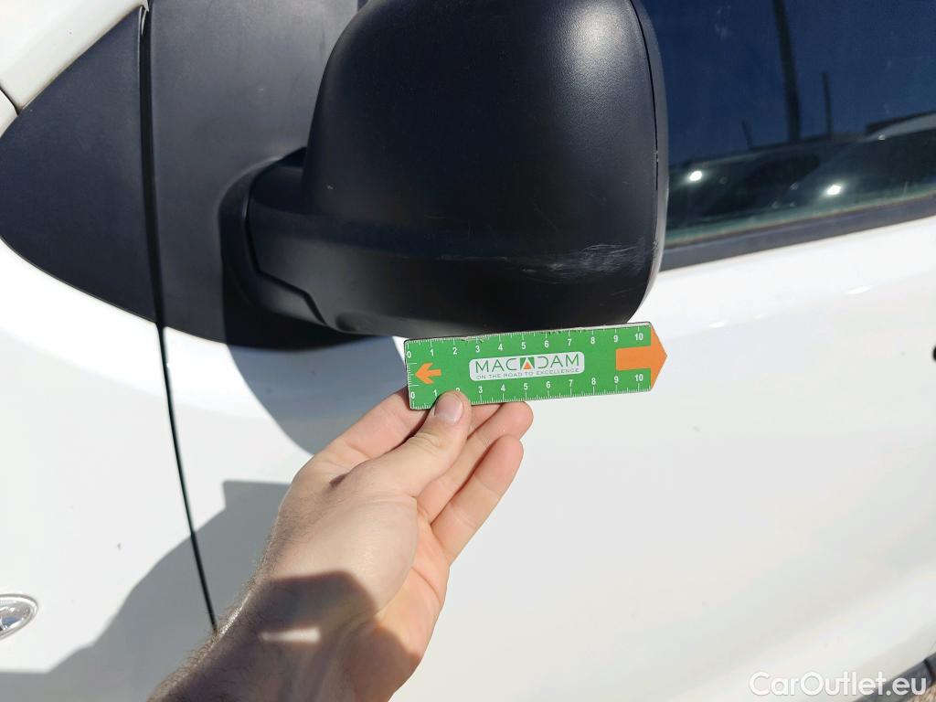  Peugeot  Expert PEUGEOT  / 2016 / 4P / furgón Furgón Premium 1.5 BlueHDi 100 Standard (AC) #64