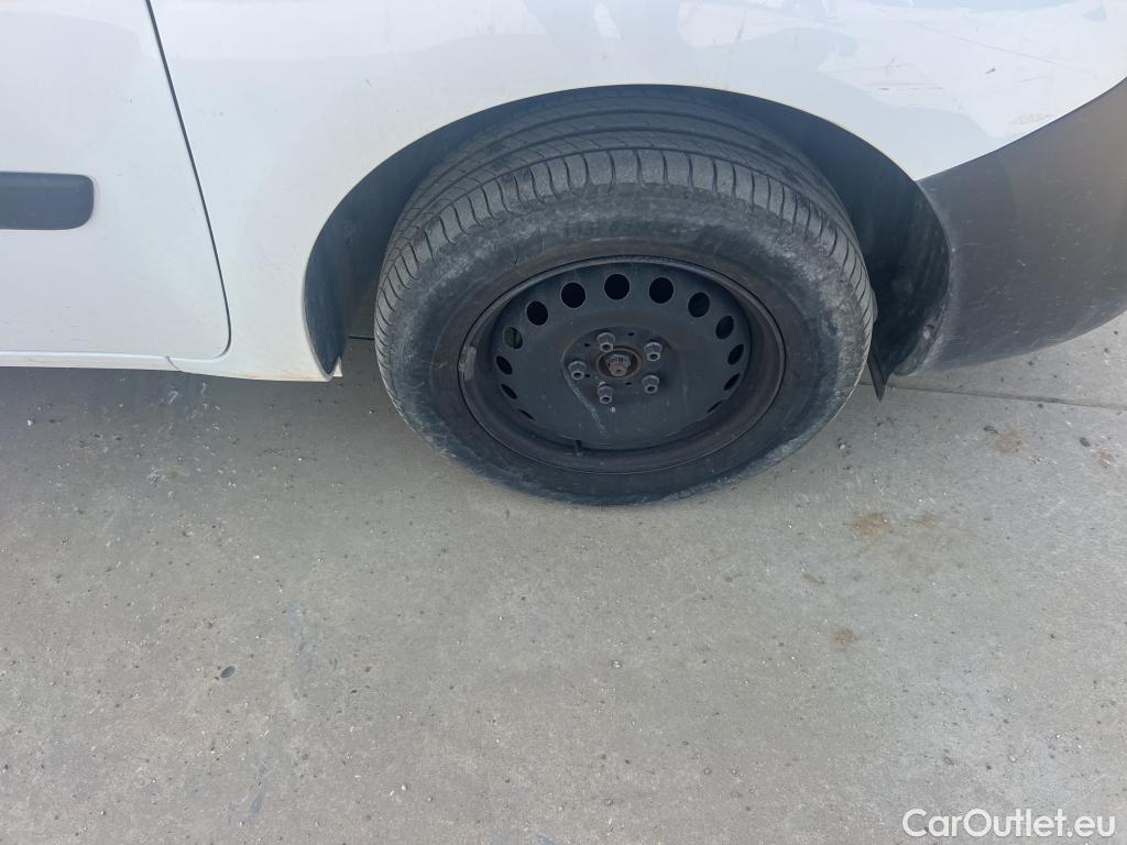  Nissan  NV200 NISSAN NV250 / 2019 / 4P / furgón 2pl 1.5dCi 70 kW (95CV) L2H1 ÓPTIMA #51