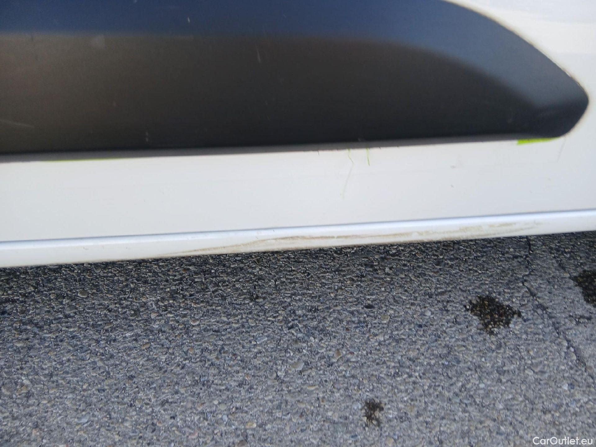  Opel  Combo OPEL  / 2018 / 3P / furgón derivado de turismo 1.5 TD 75kW (100CV) Express L H1 650kg #35