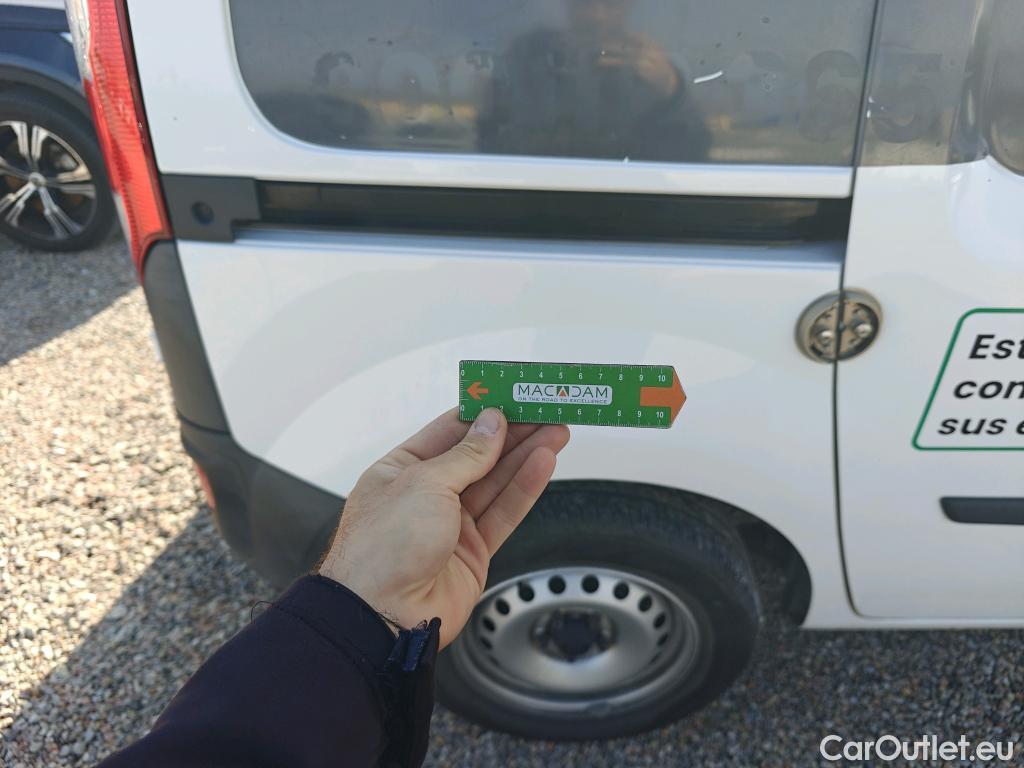  Renault  Kangoo RENAULT  Furgón/2013/3P/furgón derivado de turismo Profesional Blue dCi 59 kW (80CV) #39