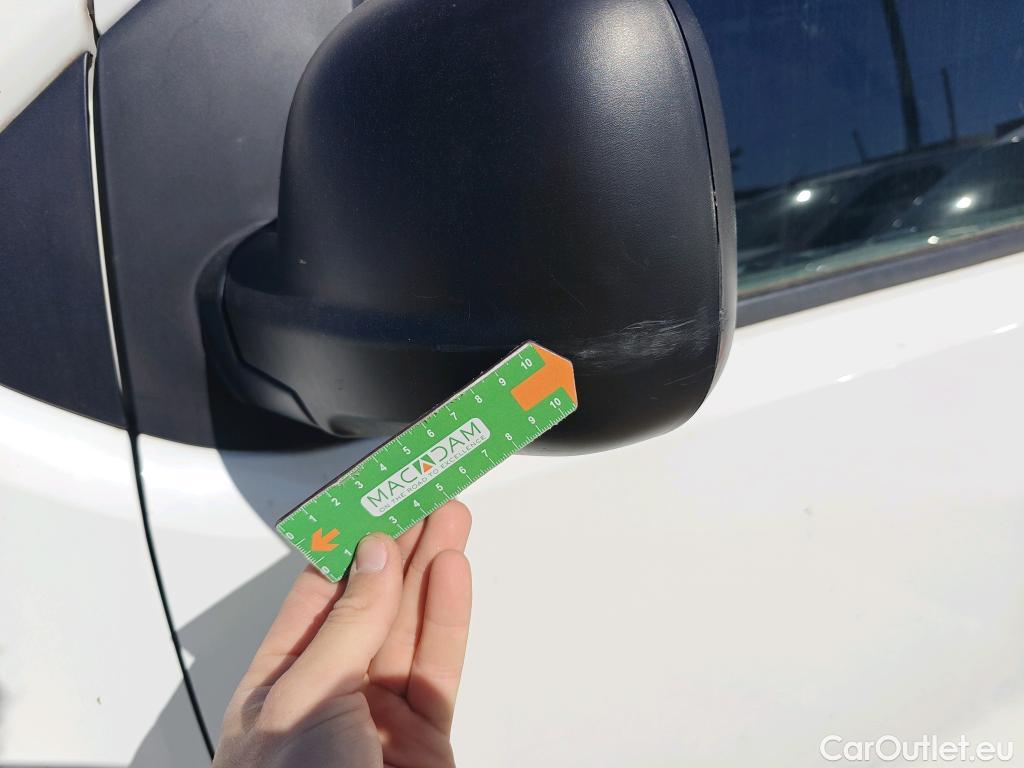  Peugeot  Expert PEUGEOT  / 2016 / 4P / furgón Furgón Premium 1.5 BlueHDi 100 Standard (AC) #65