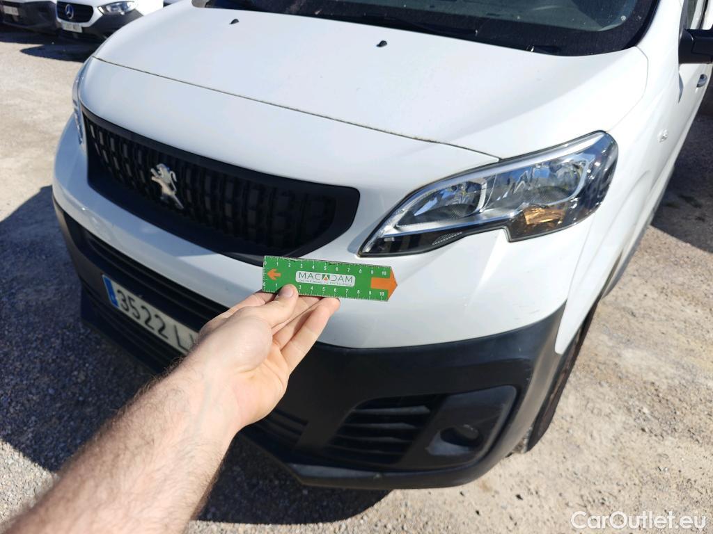  Peugeot  Expert PEUGEOT  / 2016 / 4P / furgón Furgón Premium 1.5 BlueHDi 100 Standard (AC) #45