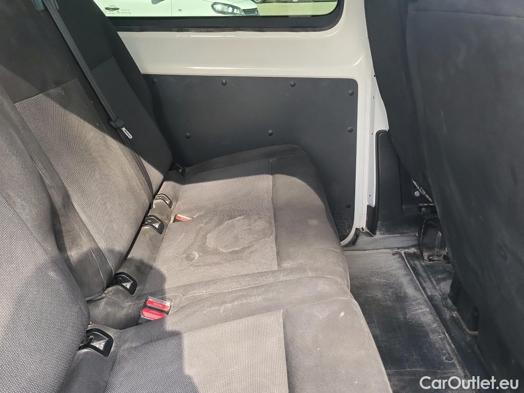  Opel  Vivaro OPEL  / 2019 / 4P / combi 1.5 Diésel 88kW (120CV) L Std Express #42