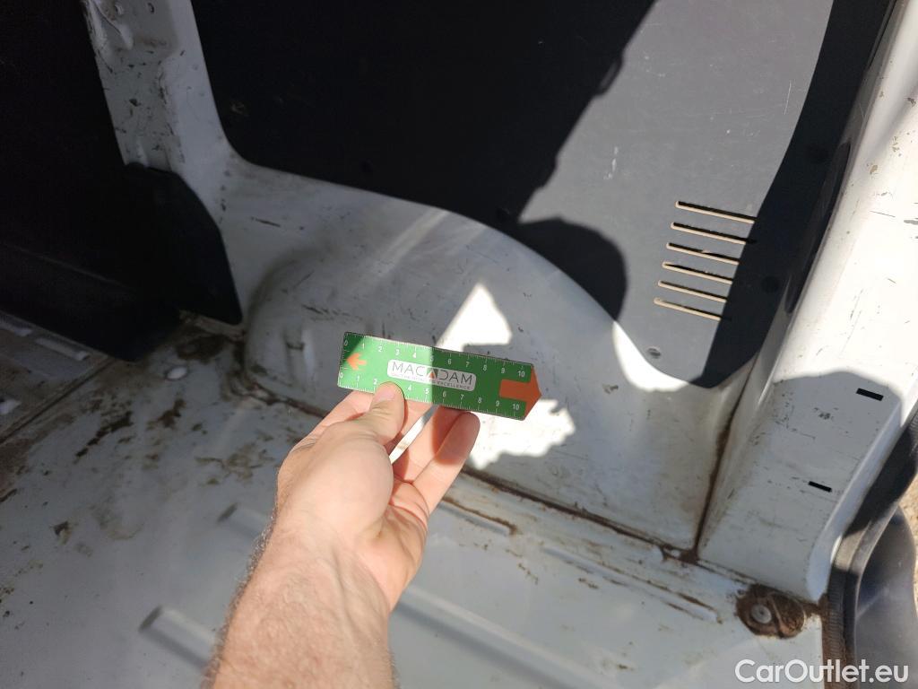  Peugeot  Expert PEUGEOT  / 2016 / 4P / furgón Furgón Premium 1.5 BlueHDi 100 Standard (AC) #15