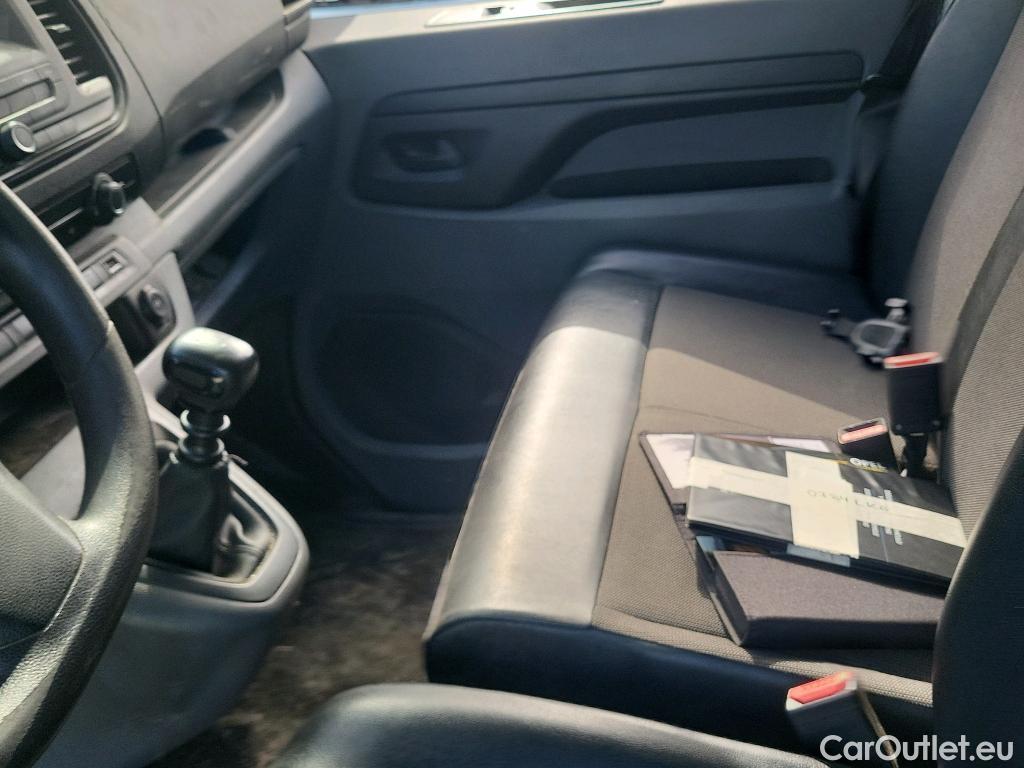  Opel  Vivaro OPEL  / 2019 / 4P / furgón 1.5 Diésel 74kW (100CV) M Std Express (CX) #54