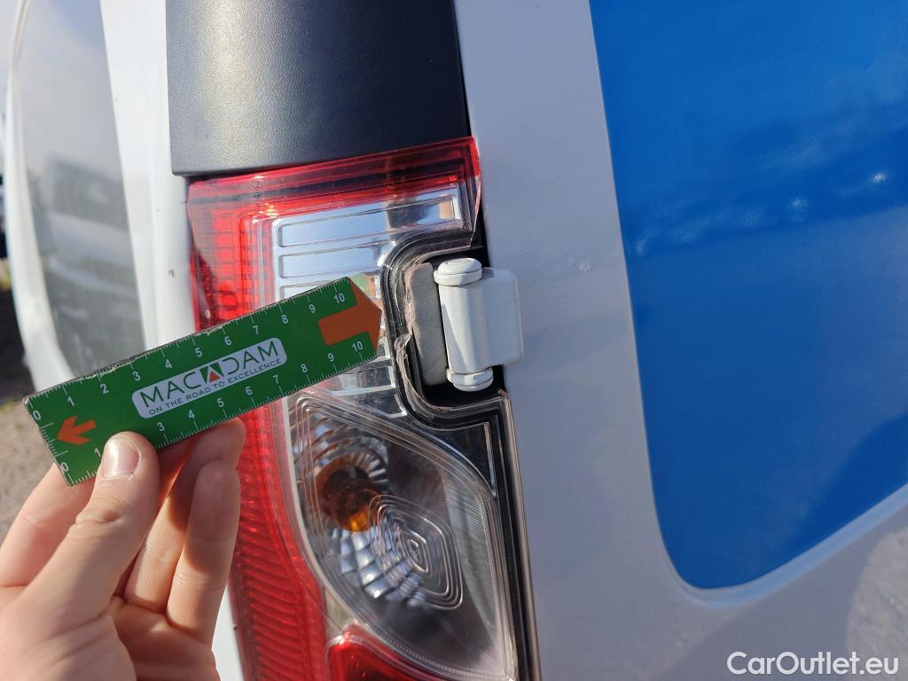  Renault  Kangoo RENAULT  Furgón/2013/3P/furgón derivado de turismo Profesional Blue dCi 59 kW (80CV) #20