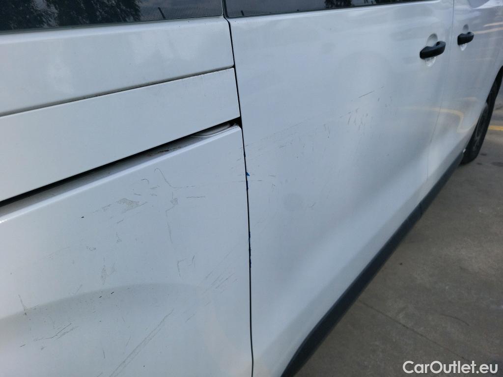  Opel  Vivaro OPEL  / 2019 / 4P / combi 1.5 Diésel 88kW (120CV) L Std Express #22