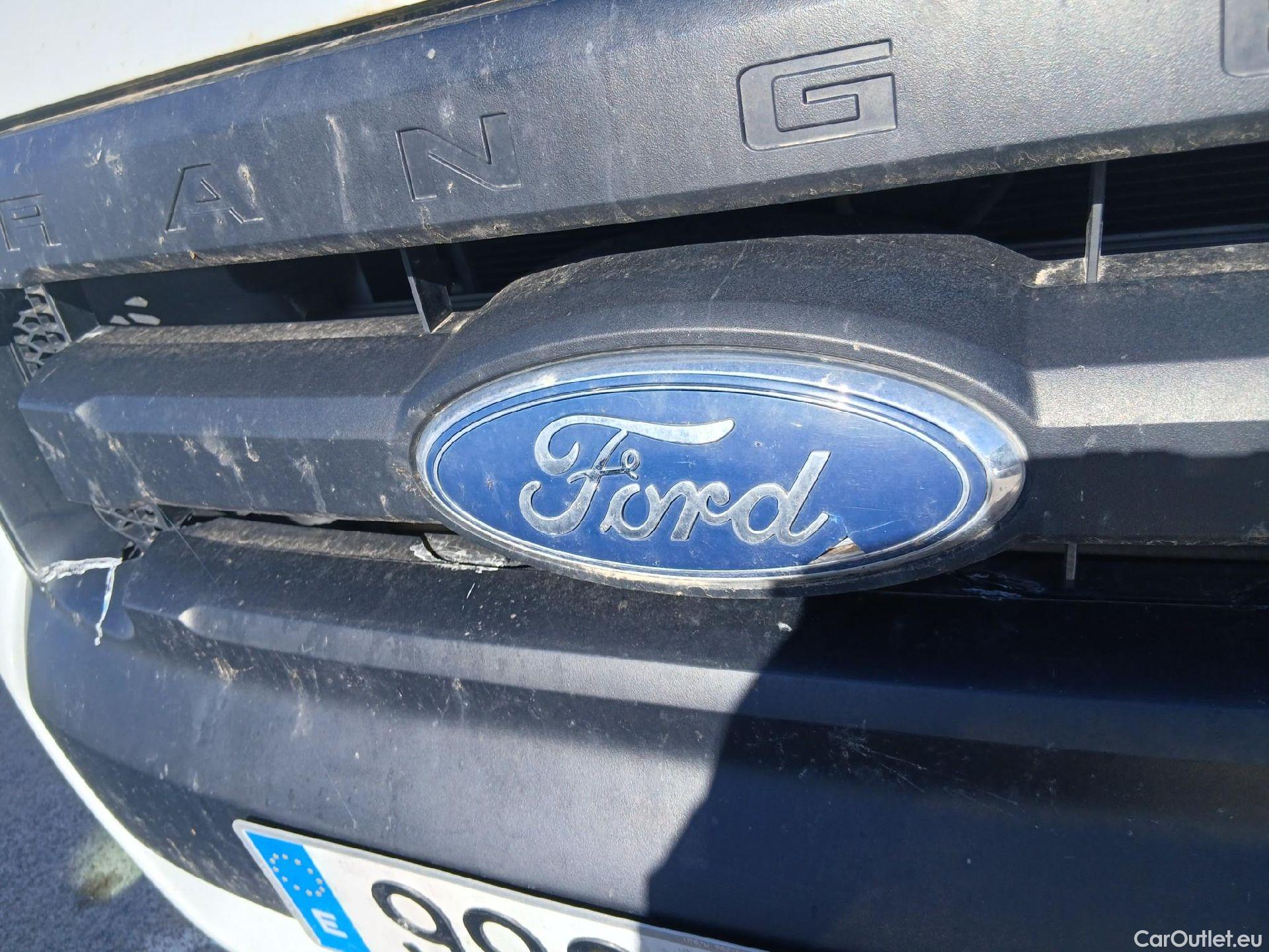  Ford  Ranger FORD  VU 4p 6G pickup 2.2 TDCi 118kW 4x4 Doble Cab. XL S/S #13