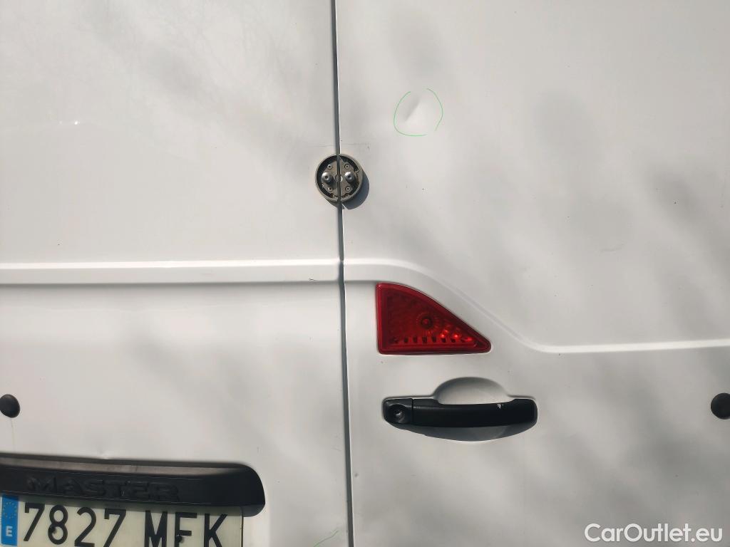  Renault  Master RENAULT  / 2019 / 4P / furgón Furgón T L2H2 3500 Bl dCi 81kW (110CV) #27