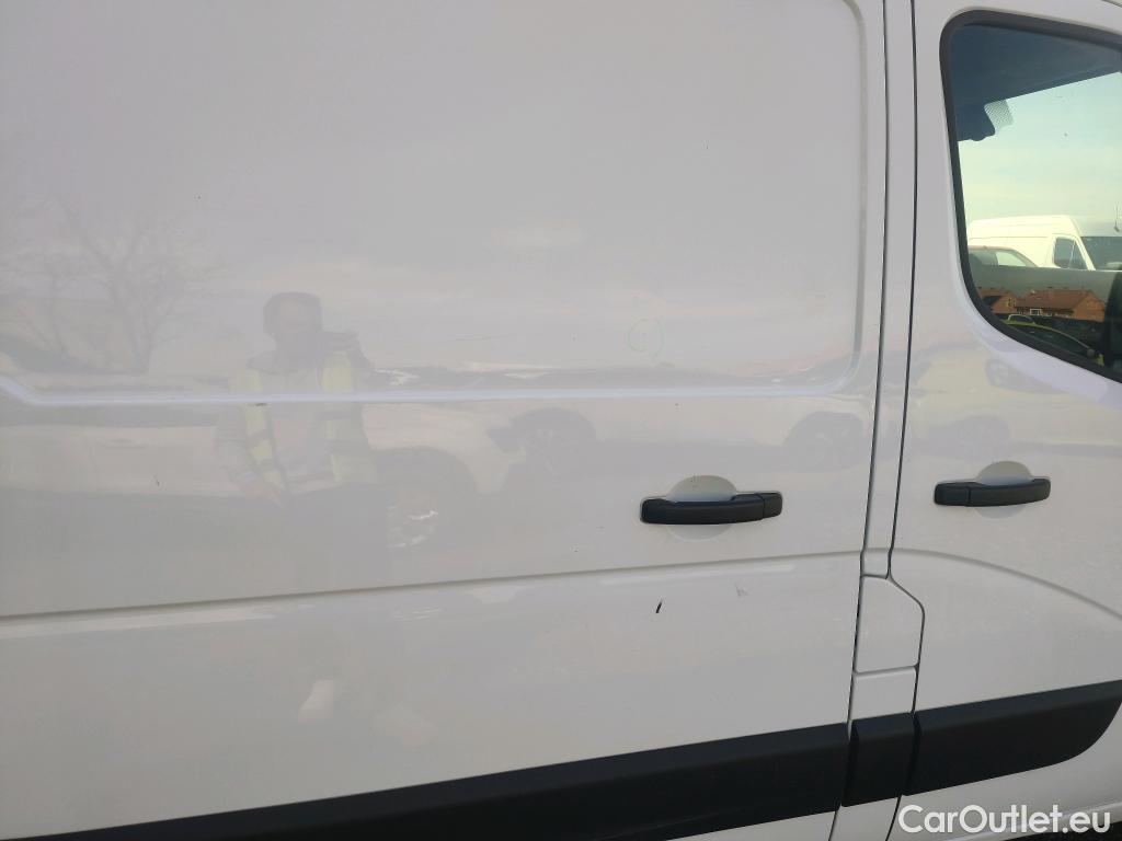  Renault  Master RENAULT  / 2019 / 4P / furgón Furgón T L2H2 3500 Bl dCi 81kW (110CV) #3