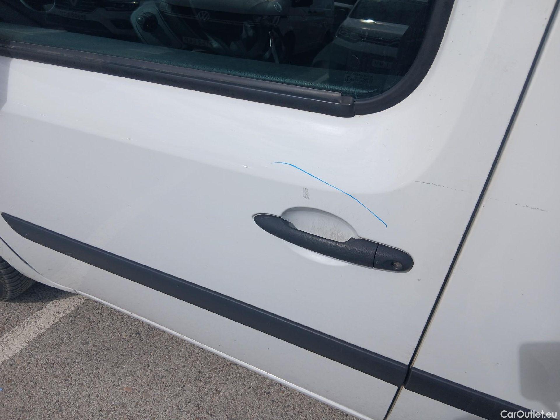  Renault  Kangoo RENAULT  Combi / 2013 / 4P / combi Profes. M1-AF Blue dCi 70 kW(95 CV) -SS) #28