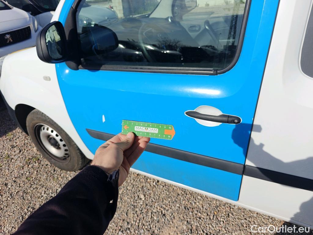  Renault  Kangoo RENAULT  Furgón/2013/3P/furgón derivado de turismo Profesional Blue dCi 59 kW (80CV) #56