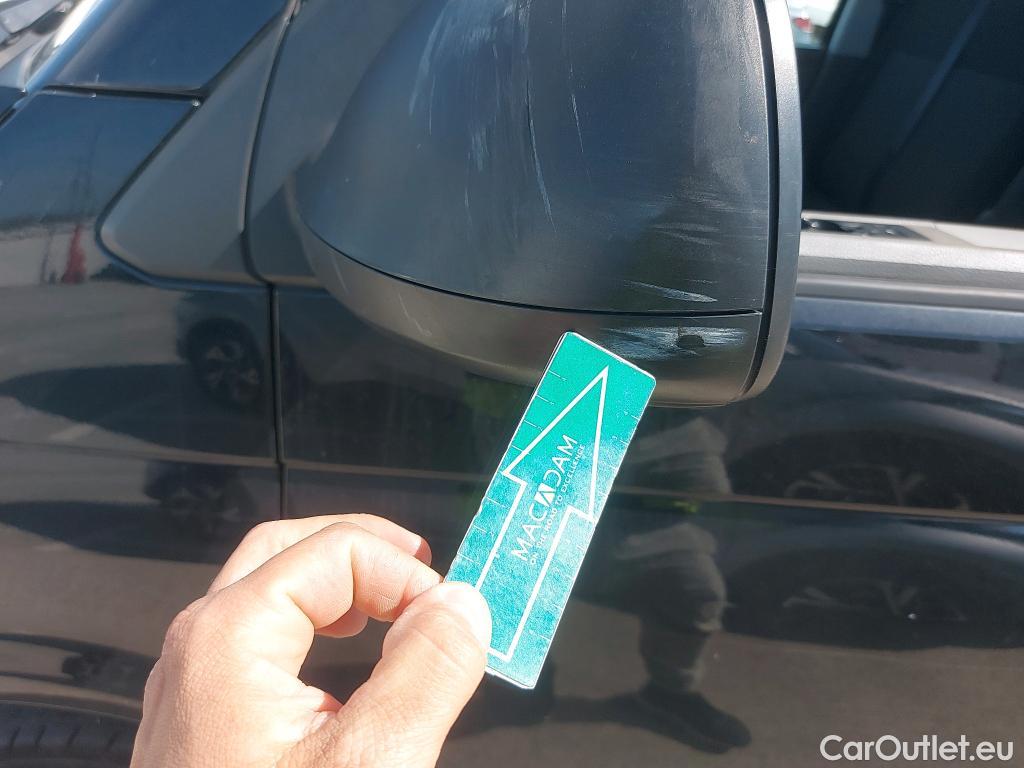  Land Rover  Discovery VOLKSWAGEN Transporter / 2020 / 4P / furgón Furgón Corto TN 2.0 TDI 81kW (110CV) #32