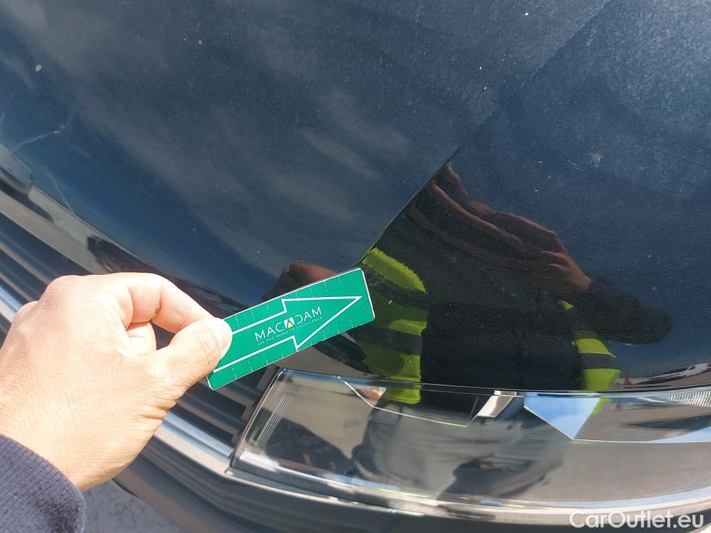  Land Rover  Discovery VOLKSWAGEN Transporter / 2020 / 4P / furgón Furgón Corto TN 2.0 TDI 81kW (110CV) #16