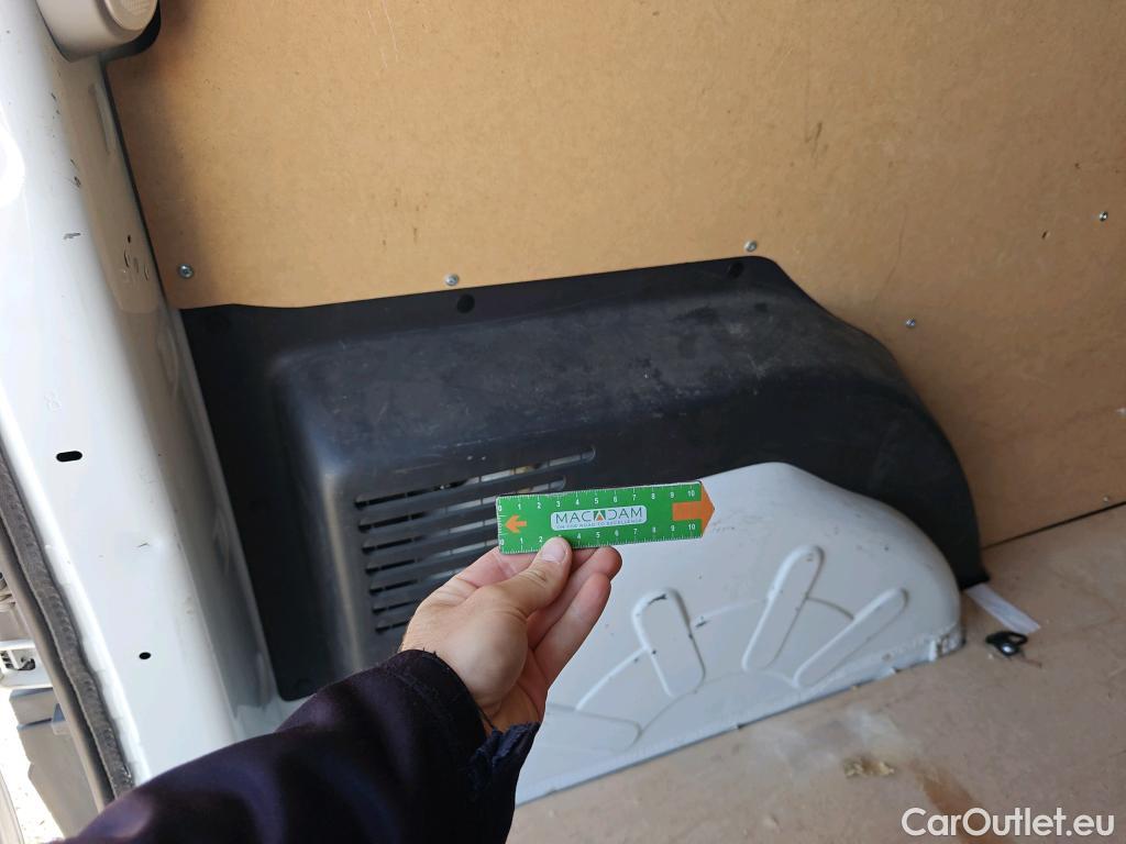  Renault  Kangoo RENAULT  Furgón/2013/3P/furgón derivado de turismo Profesional Blue dCi 59 kW (80CV) #47