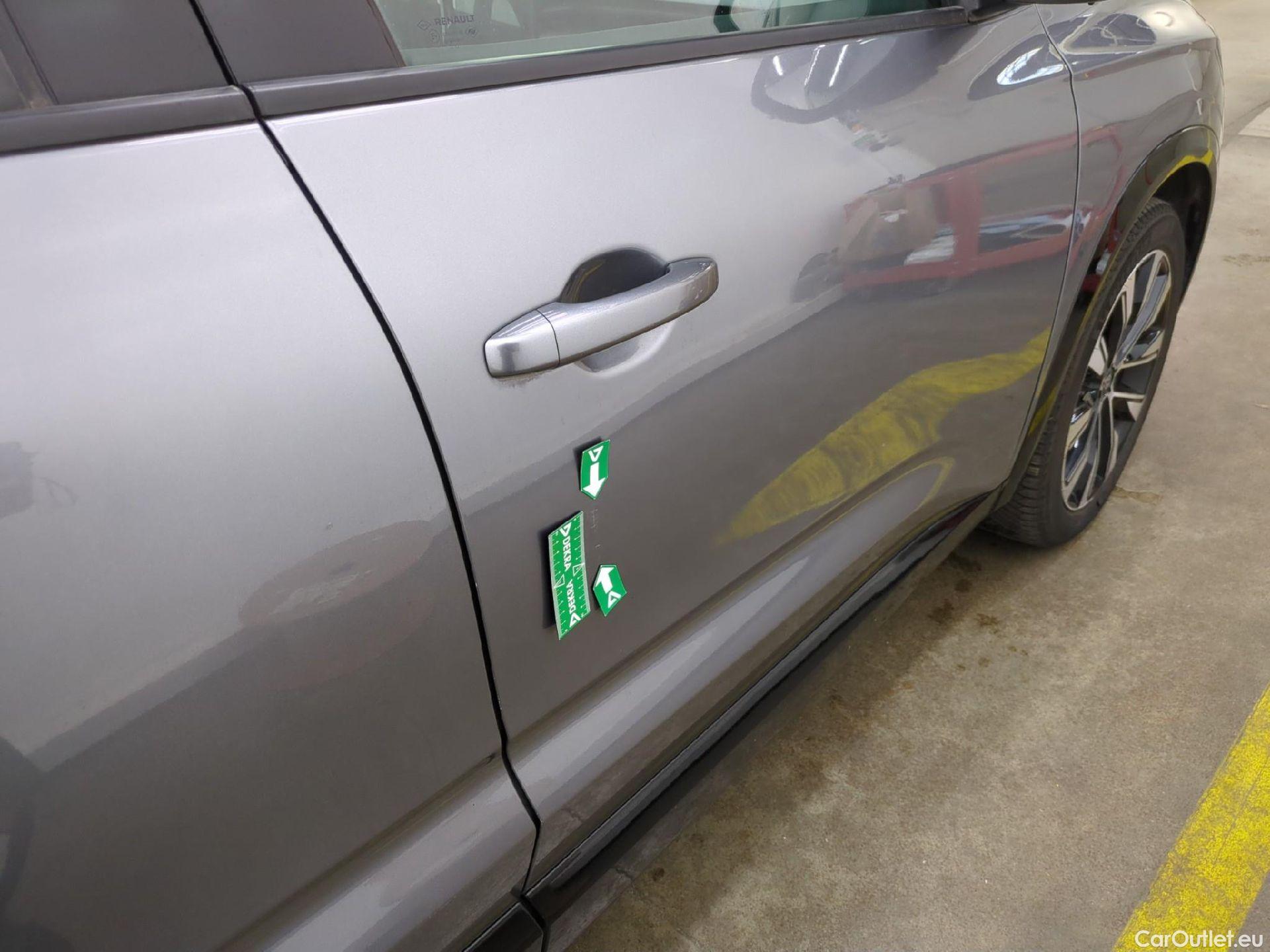  Renault  Austral  Techno 1.2 E-TECH Hybrid 200CV BVA6 6E #12