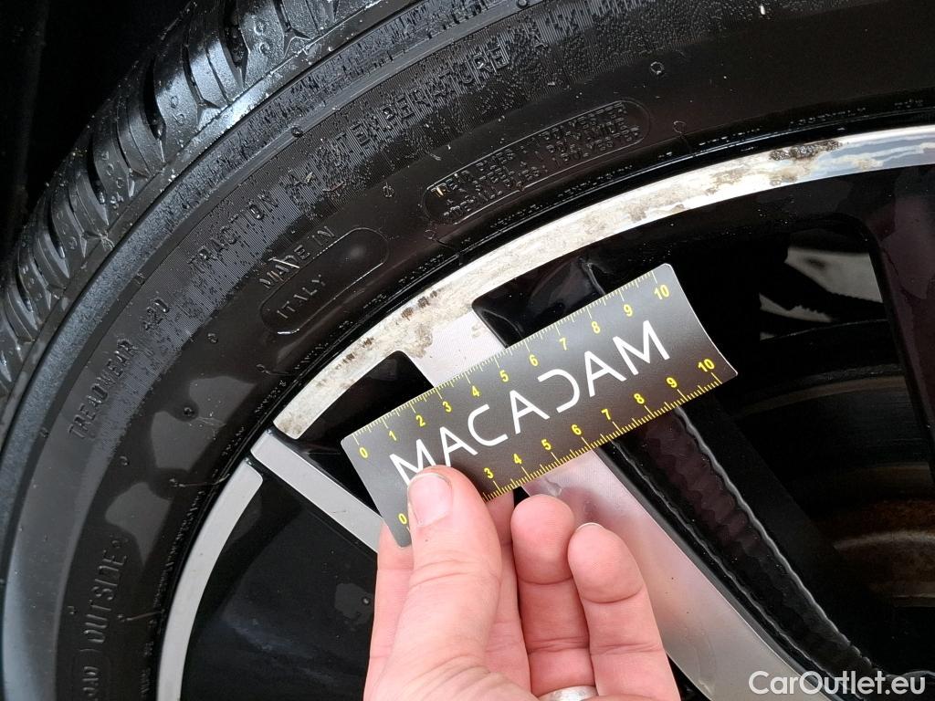  Peugeot  3008 PEUGEOT  / 2020 / 5P / SUV PureTech 180 S&S EAT8 GT Pack #12