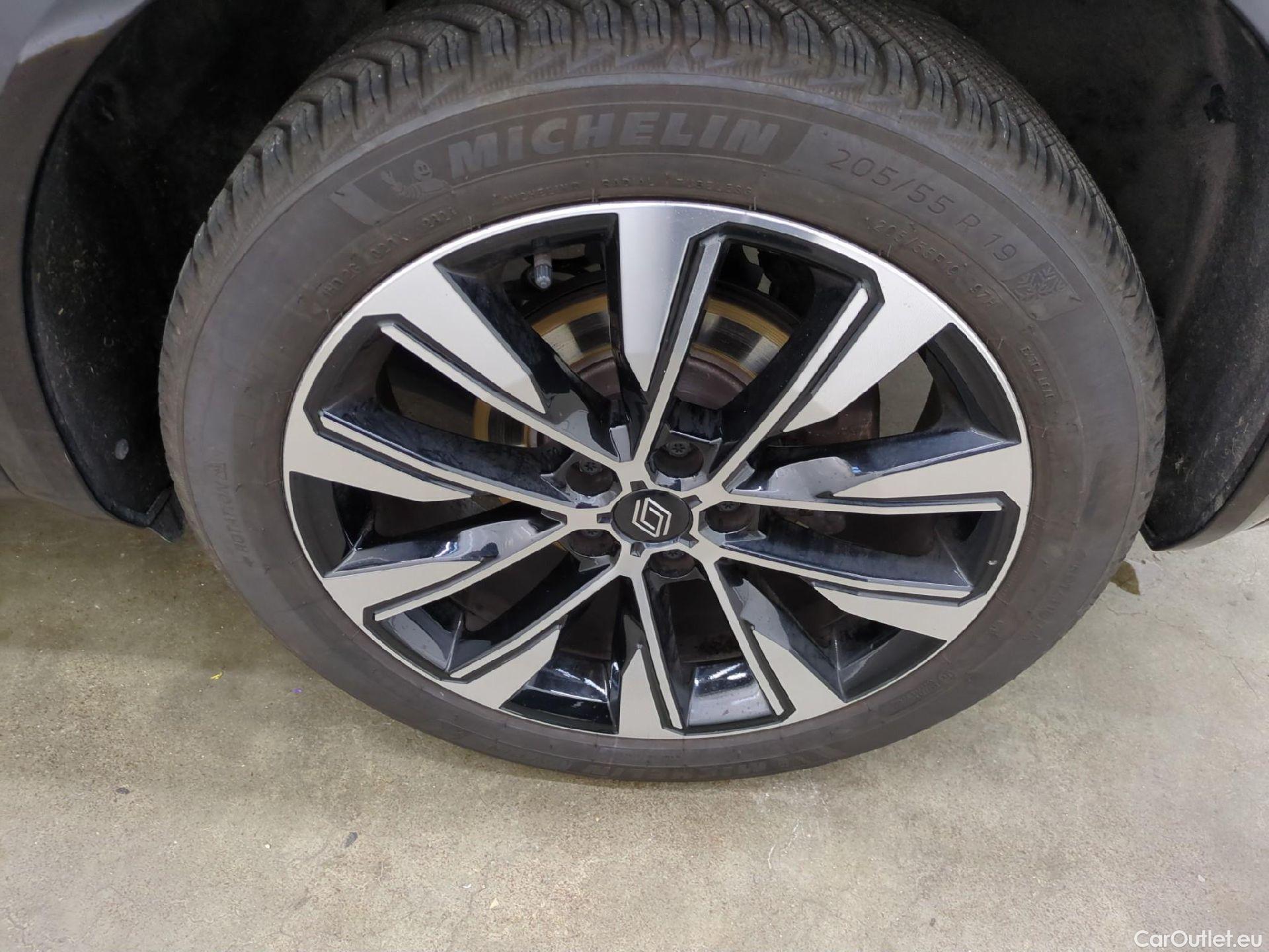  Renault  Austral  Techno 1.2 E-TECH Hybrid 200CV BVA6 6E #7